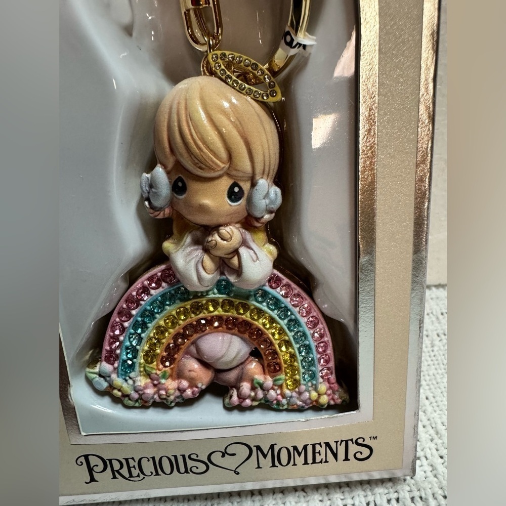 Precious Moments Bag Charm Key Chain
Angel Blessed Communion Girl & Rainbow - Picture 4 of 4